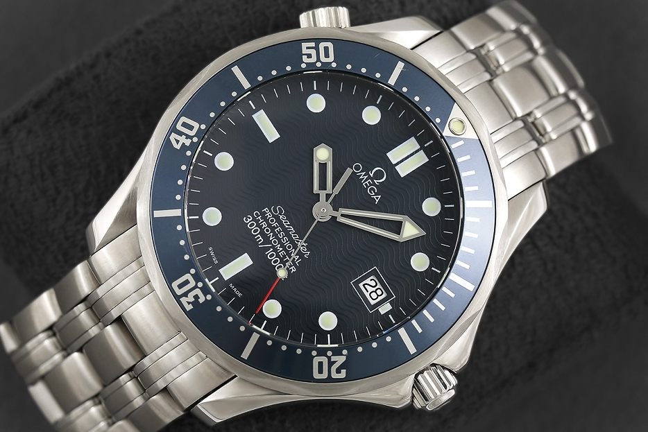 Omega รับจำนำ Omega รับจำนำนาฬิกา Omega ทุกรุ่น Speedmaster Seamaster Constellation "De Ville"