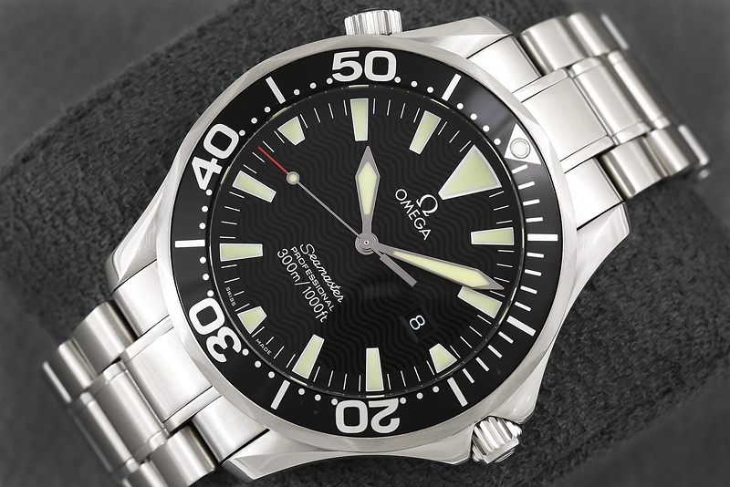 รับจำนำนาฬิกา Rolex patek panerai Tag heuer IWC Omega Franck muller Corum