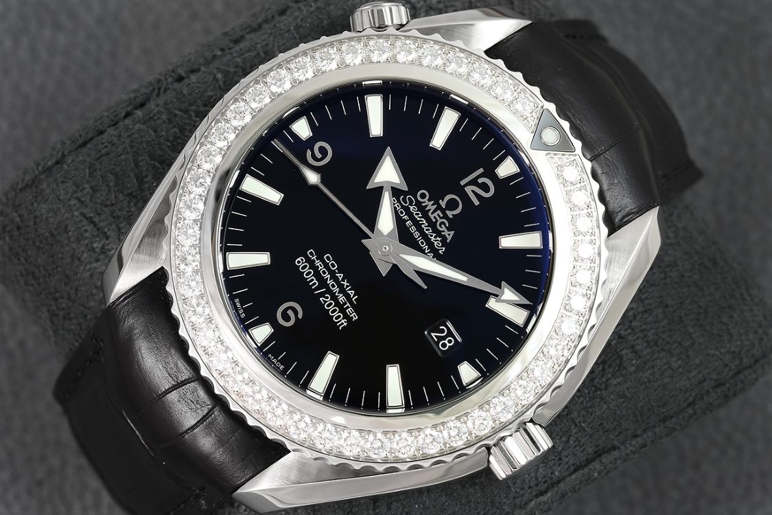 รับจำนำนาฬิกา Rolex patek panerai Tag heuer IWC Omega Franck muller Corum