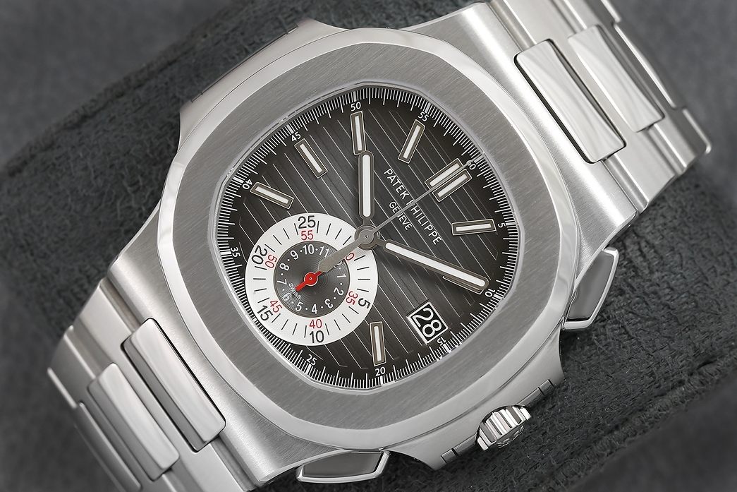 Patek Philippe รับจำนำ patek รับจำนำนาฬิกา PATEK ทุกรุ่น Nautilus AQUANAUT CALATRAVA TWENTY~4