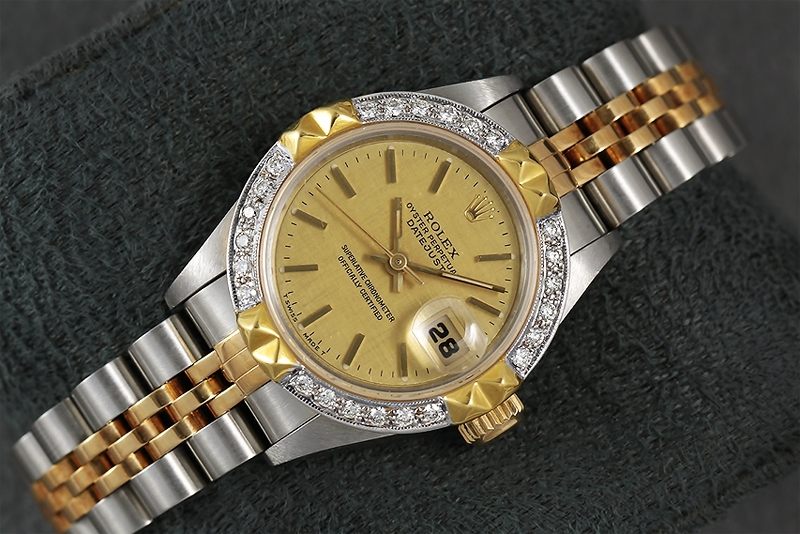 Rolex รับซื้อนาฬิกา Rolex ขายขาด ให้ราคาสูง รับเงินสดทันที